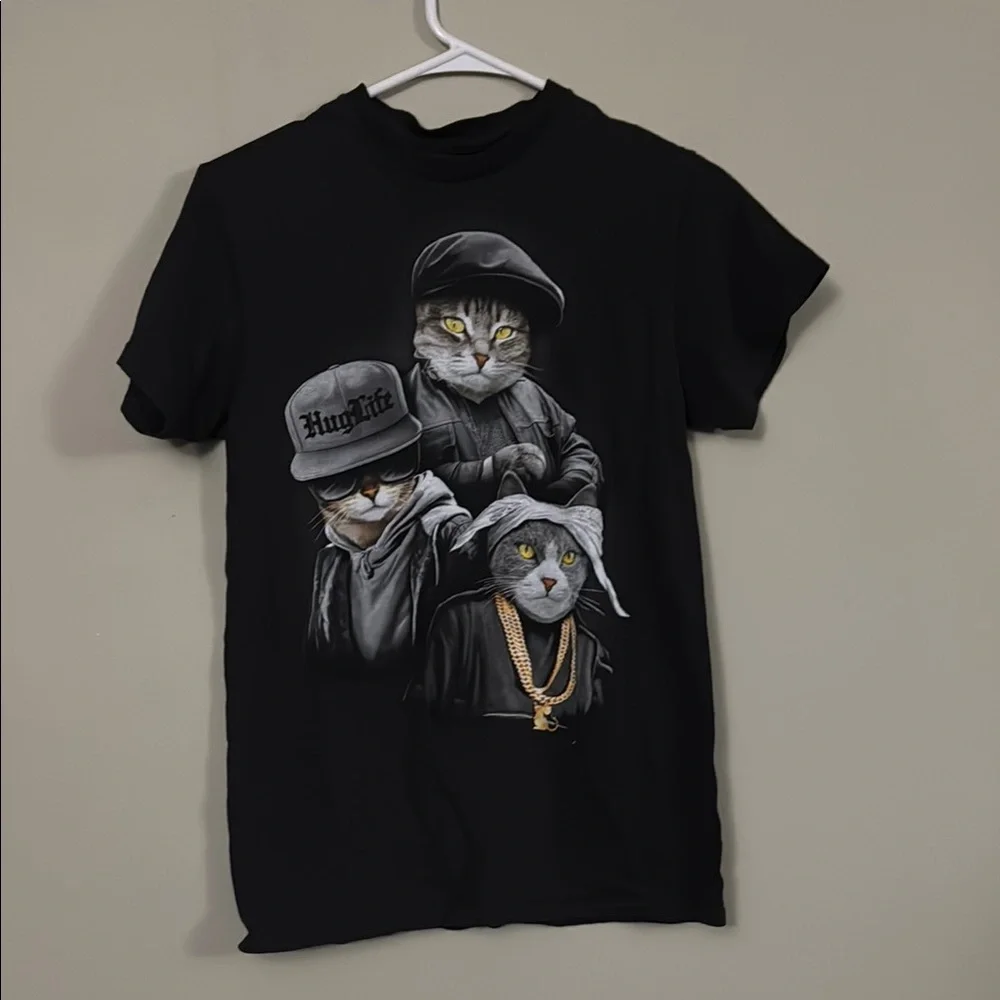 Black Cat Graphic T-Shirt
